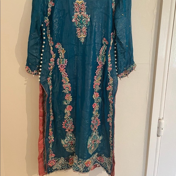 Pakistani wedding formal wear salwar kameez blue medium - Picture 6 of 11